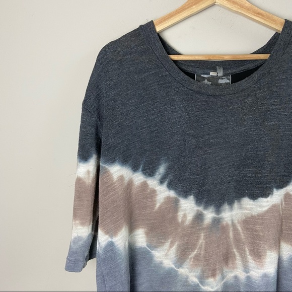 Young Fabulous & Broke 3/4 Sleeve Top - Picture 2 of 5